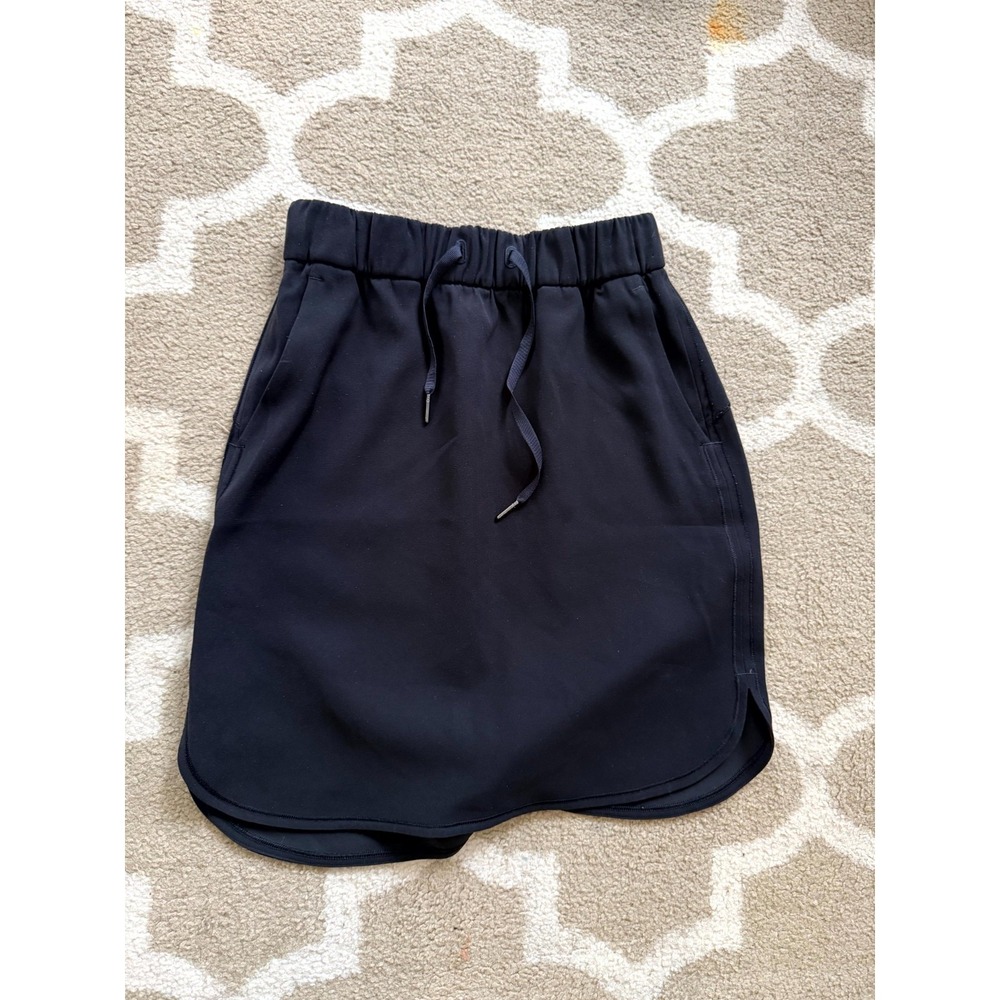 Lululemon On the Fly Skirt Womens 4 Black Slash Pockets Drawstring Activewear
